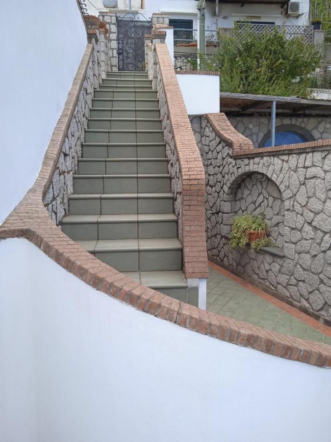 كابري Aiano Apartment المظهر الخارجي الصورة